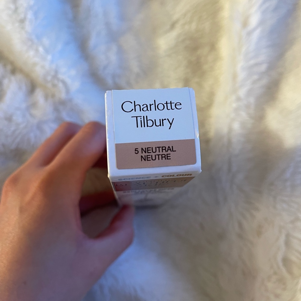COPY - Charlotte Tillbury beautiful skin foundation in shade 5 Neutral
